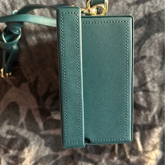 Tde. Box Bag - Picture 6 of 7